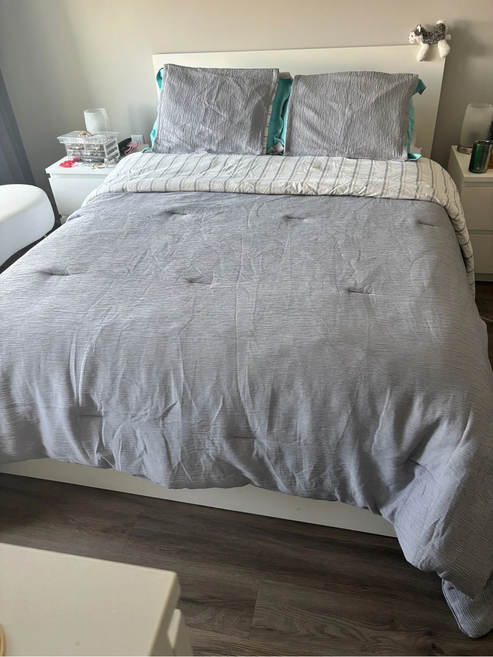 Striped White and Gray Comforter Set with Aqua Shams